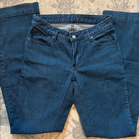 KIMES RANCH WOMEN'S LOLA DARK INDIGO WASH MID RISE FLARE LEG TROUSER JEANS - Picture 2 of 3